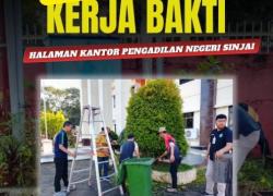 Sinergi Hijau! Keluarga Besar PN Sinjai Kompak Jaga Kebersihan Lingkungan Kantor